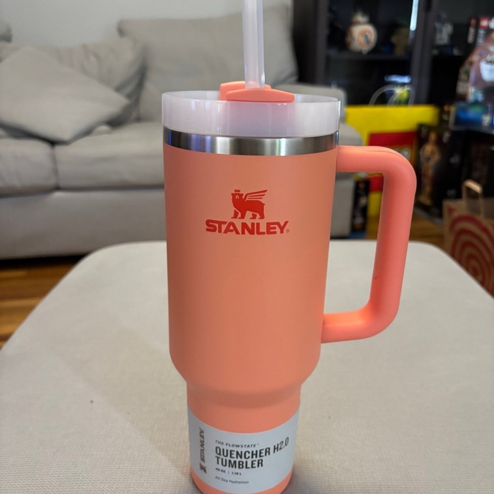 Stanley Peach 🍑 Quench H2.0 40oz Tumbler